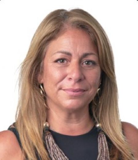 Cl&aacute;udia Sofia de Oliveira Rosa